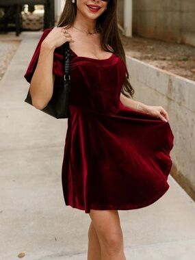 Day + Moon Burgandy Velvet Mini Corset Dress Boutique NWT Medium Fall Holiday